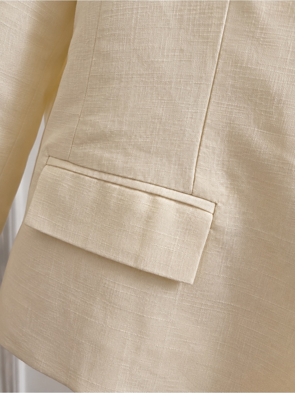 COMMENSE Butter Yellow Collarless Blazer Size S NWT - Picture 3 of 5